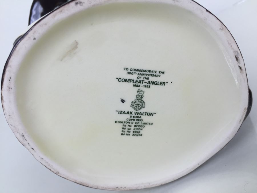 Royal Doulton Large 'Izaak Walton' D6404 Character Pitcher 1953 Compleat-Angler [Photo 3]