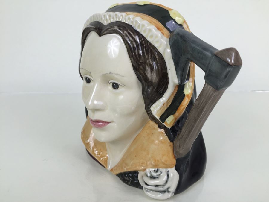 Royal Doulton Large 'Catherine Howard' D6645 Character Pitcher 1977 [Photo 6]