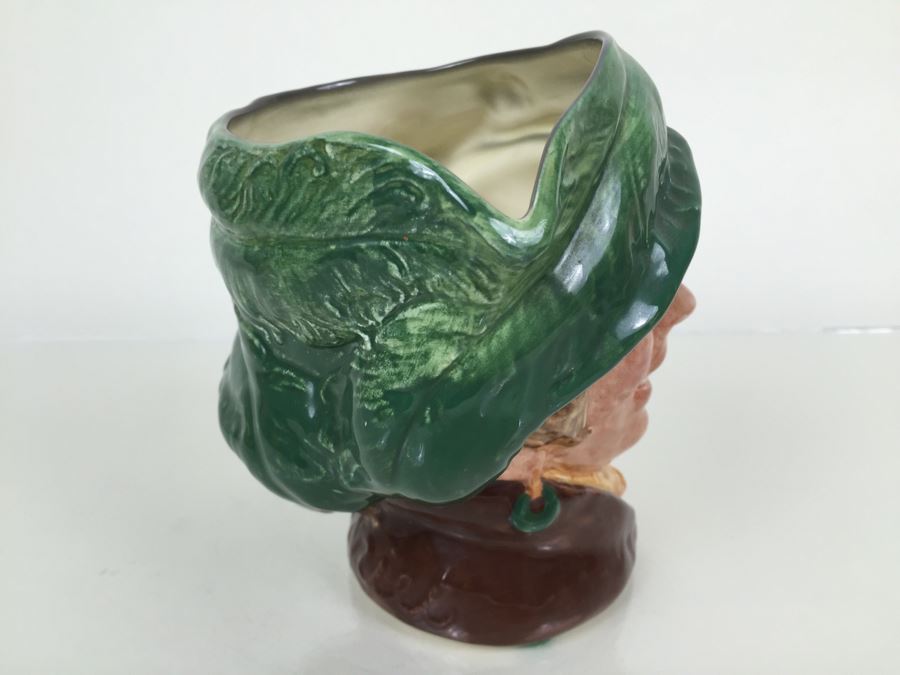 Royal Doulton Large ''arriet' RN847682 Character Pitcher 1946 [Photo 9]