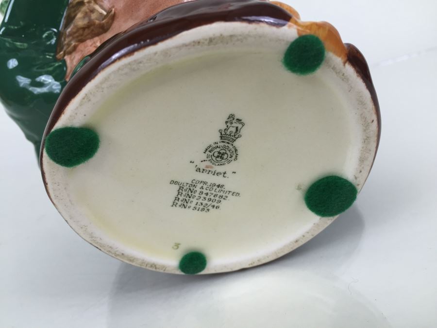 Royal Doulton Large ''arriet' RN847682 Character Pitcher 1946 [Photo 3]
