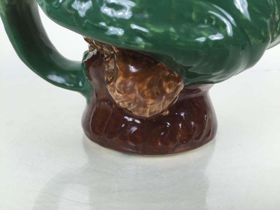 Royal Doulton Large ''arriet' RN847682 Character Pitcher 1946 [Photo 8]