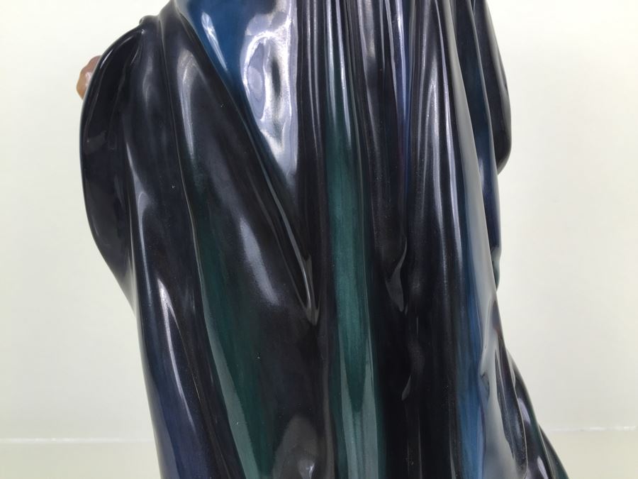 Royal Doulton Large 'King Charles' DM2250 Character Figure [Photo 15]