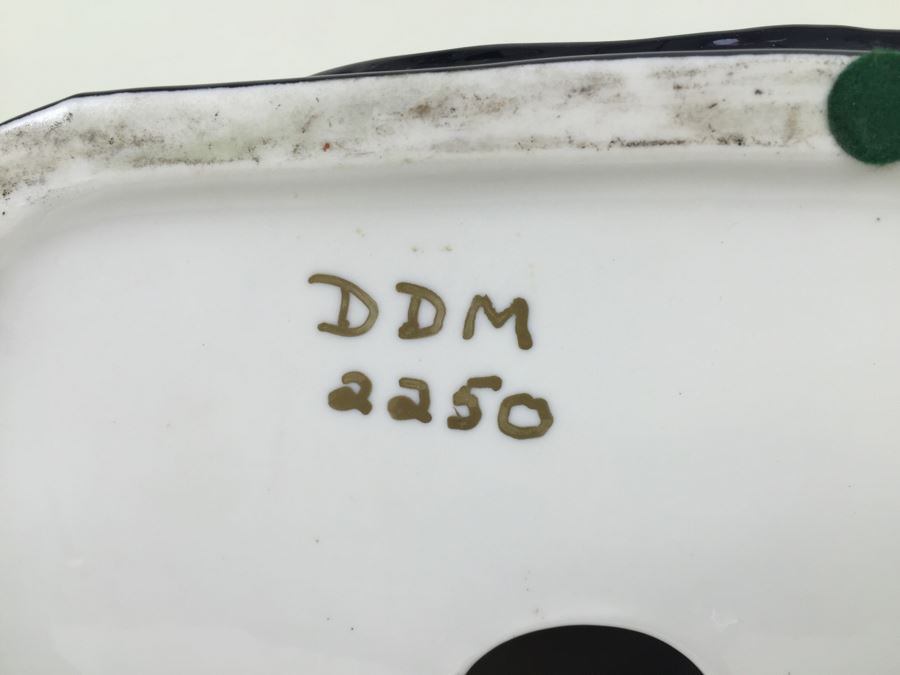 Royal Doulton Large 'St. George' HN2067 Character Figure With Wooden Base Stand [Photo 31]