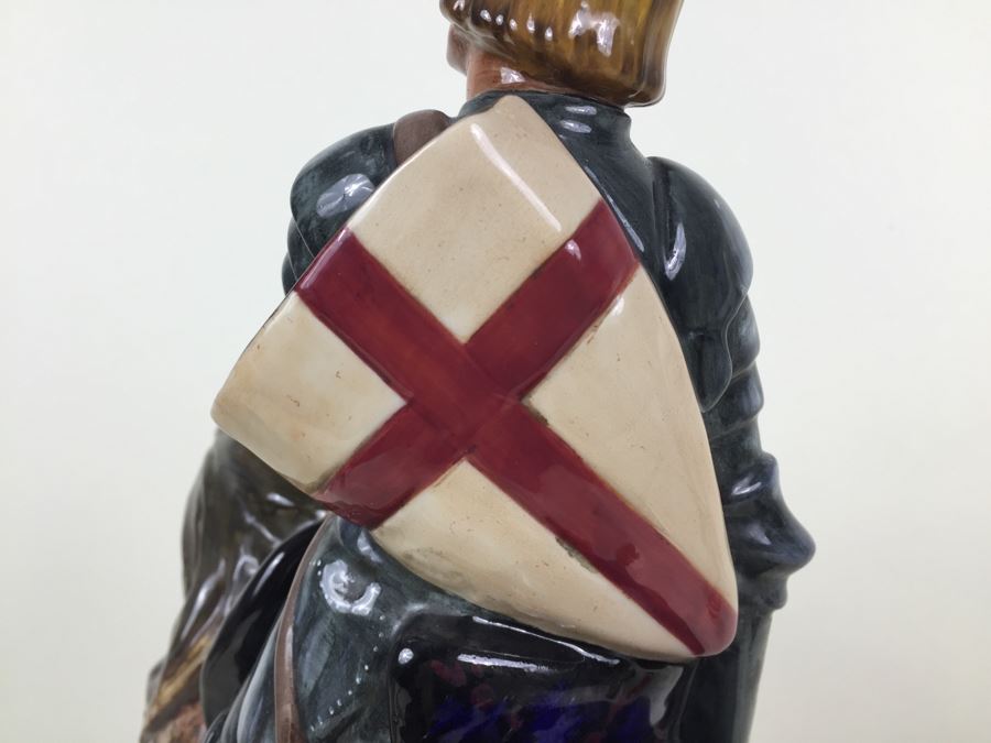 Royal Doulton Large 'St. George' HN2067 Character Figure With Wooden Base Stand [Photo 28]