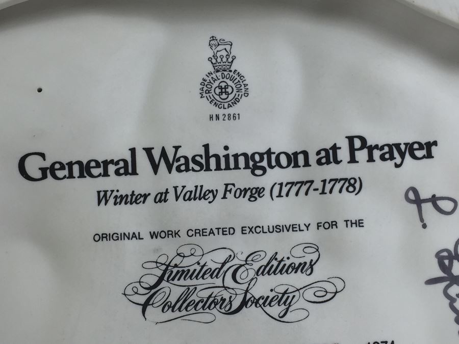 Royal Doulton Large 'General Washington At Prayer Winter At Valley Forge 1777-1778' HN2861 Character Figure With Wooden Bas 1974 Limited Edition 184 Of 750 Signed By Michael Doulton And Sculptor Laszlo Ispanky Matte Finish Estimate $2,400 [Photo 22]