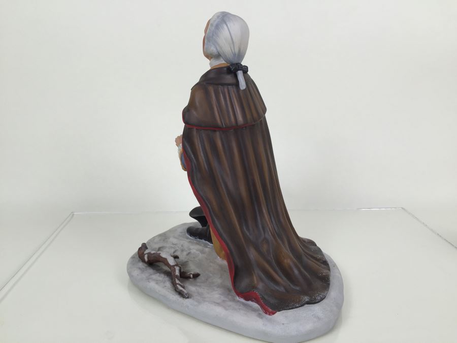 Royal Doulton Large 'General Washington At Prayer Winter At Valley Forge 1777-1778' HN2861 Character Figure With Wooden Bas 1974 Limited Edition 184 Of 750 Signed By Michael Doulton And Sculptor Laszlo Ispanky Matte Finish Estimate $2,400 [Photo 15]
