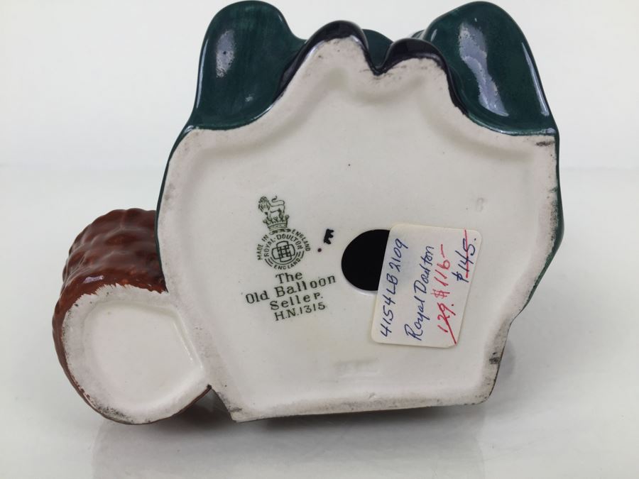 Royal Doulton Large 'Old Balloon Seller' HN1315 Character Figure [Photo 3]