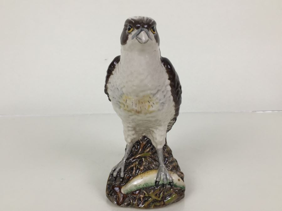 Royal Doulton Large 'Osprey Whyte & Mackay' Figure Scotch Whisky Liquor Decanter 1977 [Photo 1]