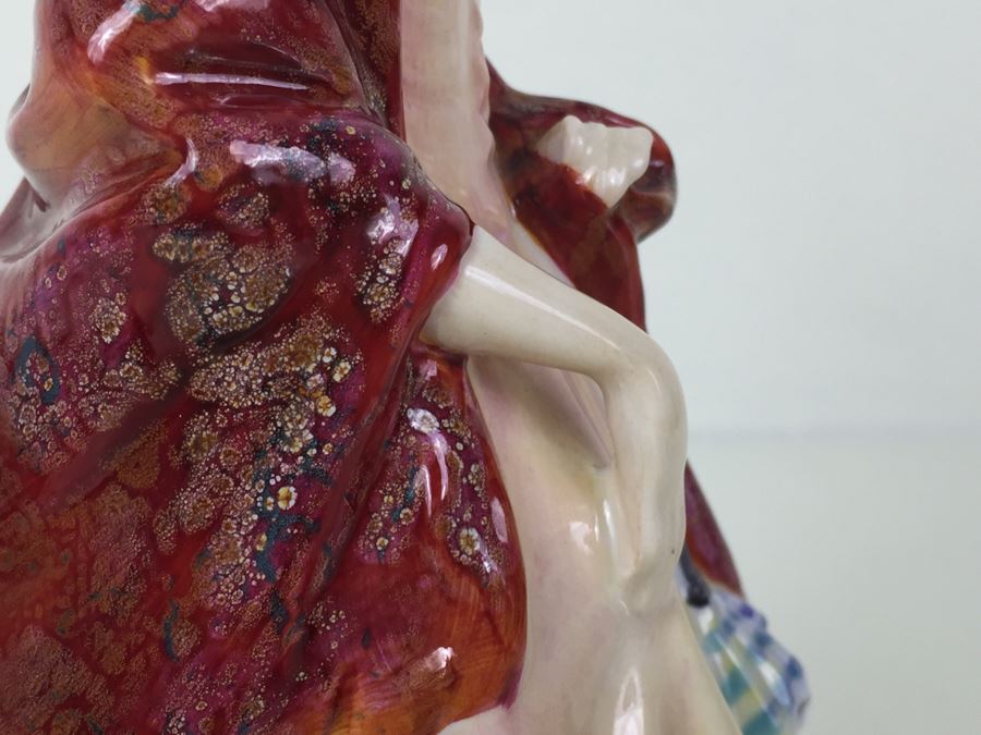 Royal Doulton Figurine 'Paisley Shawl' HN1987 [Photo 14]