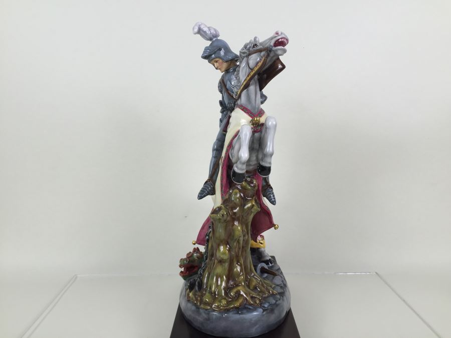 Royal Doulton Large 'St. George and The Dragon' HN2856 Figure Retails For $7,000 [Photo 21]