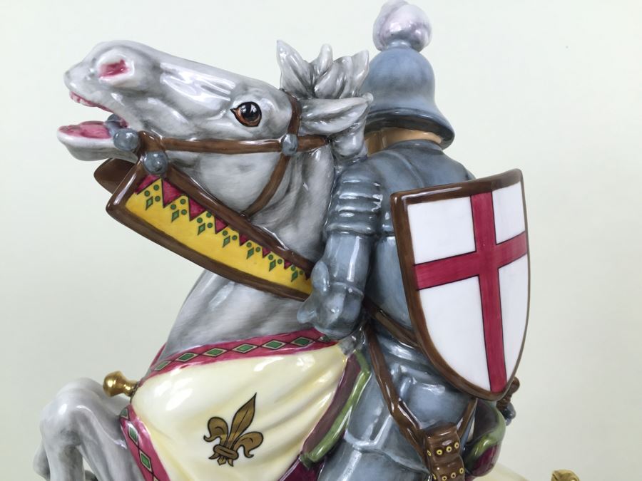 Royal Doulton Large 'St. George and The Dragon' HN2856 Figure Retails For $7,000 [Photo 28]