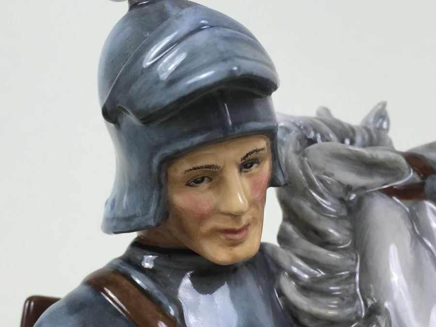 Royal Doulton Large 'St. George and The Dragon' HN2856 Figure Retails For $7,000 [Photo 6]