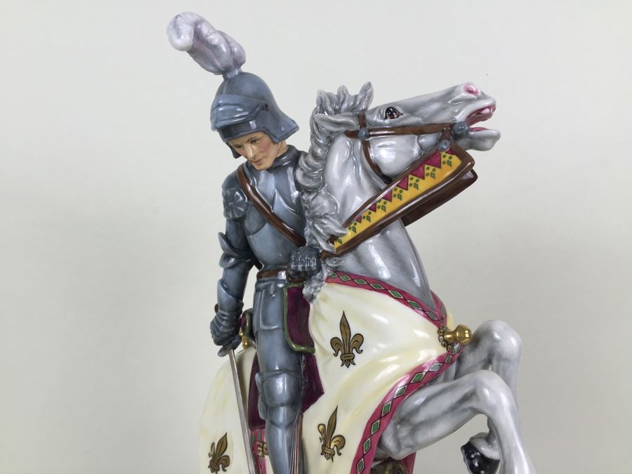 Royal Doulton Large 'St. George and The Dragon' HN2856 Figure Retails For $7,000 [Photo 19]