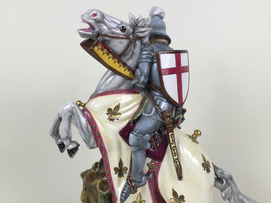 Royal Doulton Large 'St. George and The Dragon' HN2856 Figure Retails For $7,000 [Photo 27]