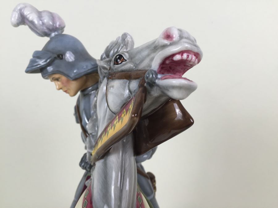 Royal Doulton Large 'St. George and The Dragon' HN2856 Figure Retails For $7,000 [Photo 23]