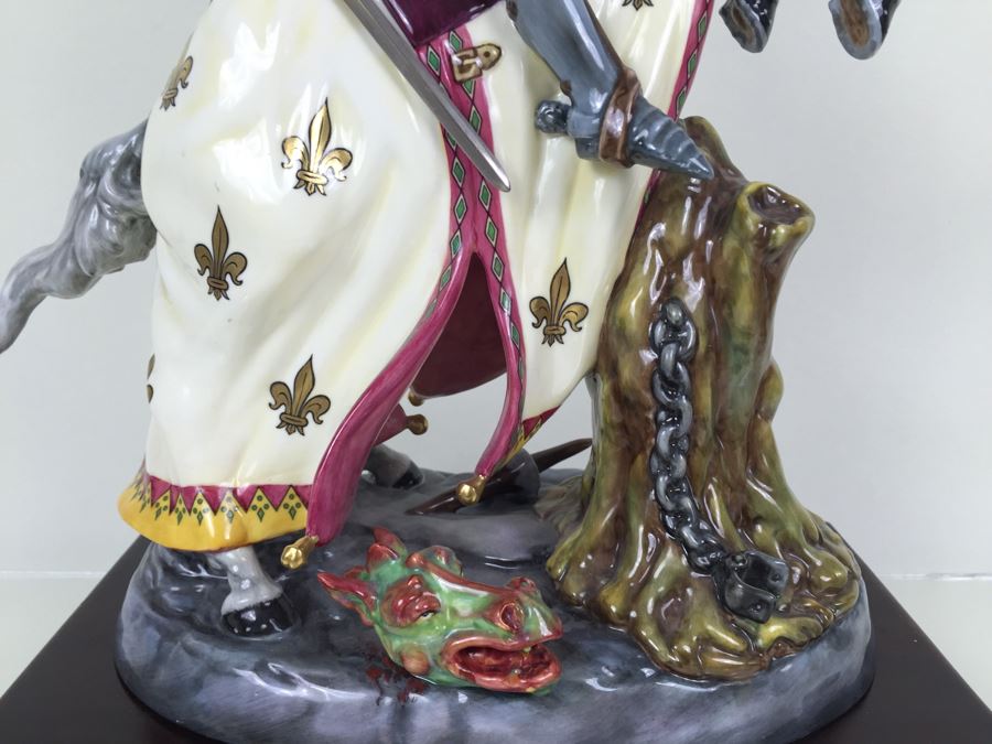 Royal Doulton Large 'St. George and The Dragon' HN2856 Figure Retails For $7,000 [Photo 10]