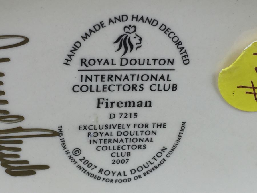 Royal Doulton Large 'Fireman' D7215 Character Jug With Box Signed 2007 Exclusively For The Royal Doulton International Collectors Club [Photo 12]