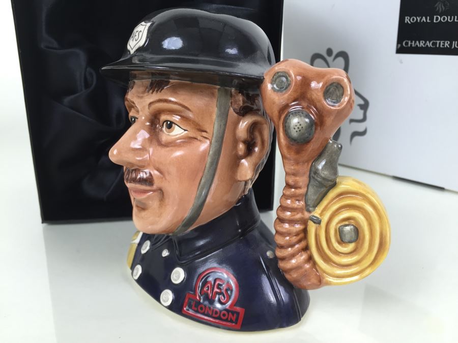 Royal Doulton Large 'Fireman' D7215 Character Jug With Box Signed 2007 Exclusively For The Royal Doulton International Collectors Club [Photo 7]