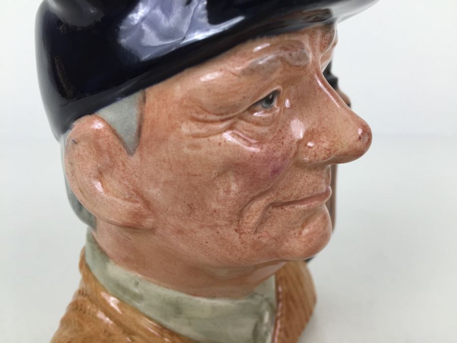 Royal Doulton Small 'Golfer' D6756 Character Jug 1970 [Photo 2]