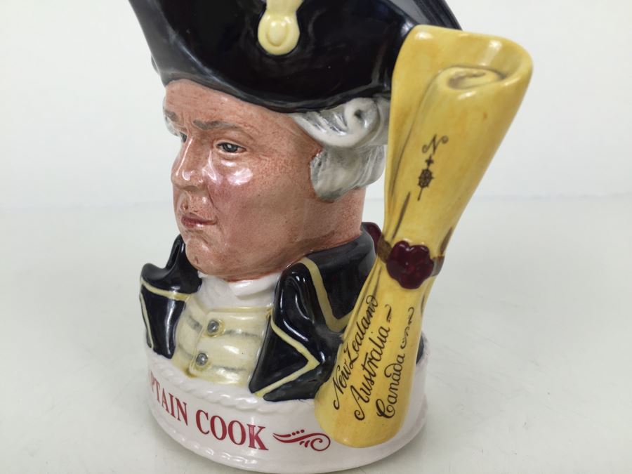 Royal Doulton Small 'Captain Cook' Character Jug Jim Beam Liquor Decanter [Photo 6]