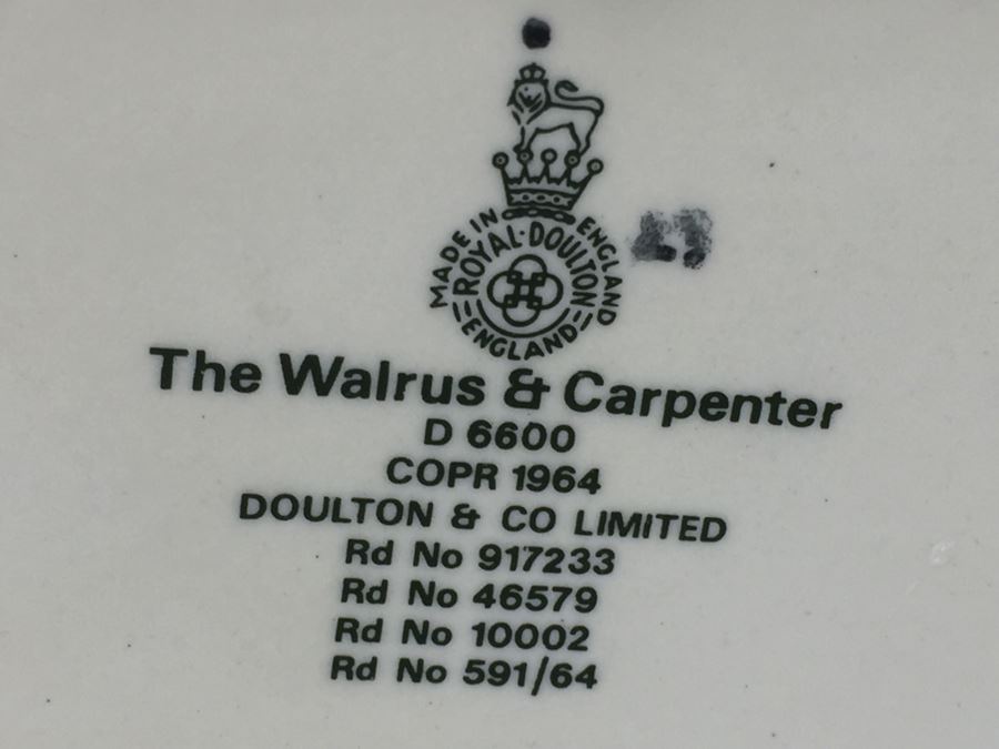 Royal Doulton Medium 'The Walrus & Carpenter' D6600 Character Jug 1964 [Photo 14]