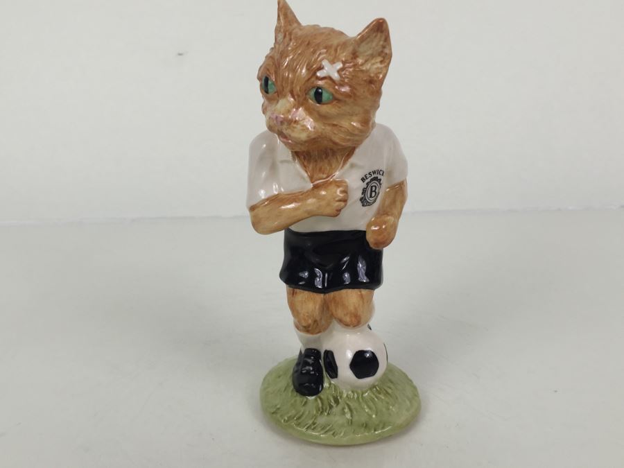 Beswick Royal Doulton The Footballing Felines Collection FF4 'Dribble' 1998 Limited Edition 152 Of 1,500 [Photo 1]