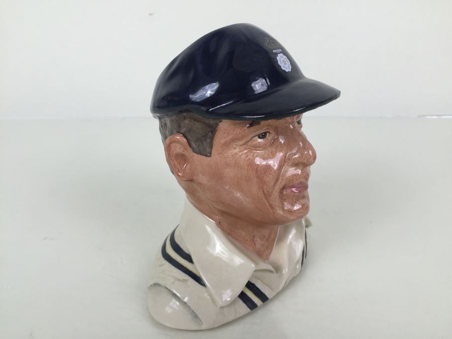 Royal Doulton Medium Character Jug The Hampshire Cricketer D6739 1985 Limited Edition 577 Of 5,000 [Photo 8]