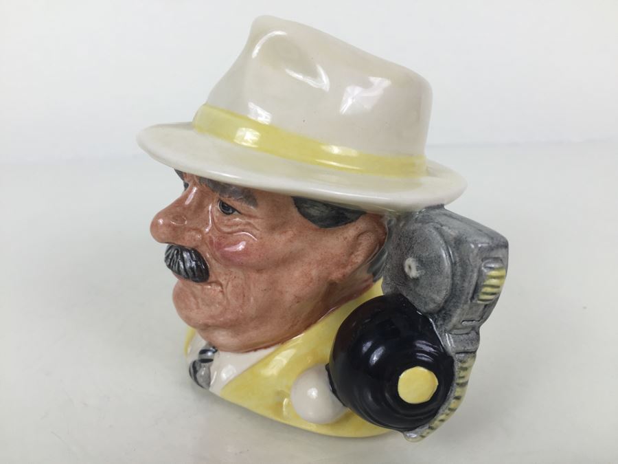 Royal Doulton Small Character Jug 'The Bowls Player' D6896 1991 Signed By Michael Doulton [Photo 2]