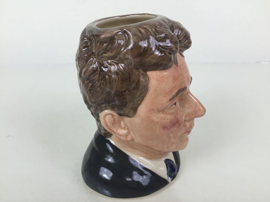 Royal Doulton Medium Character Jug 'Michael Doulton' Signed By Michael Doulton 1988 [Photo 8]