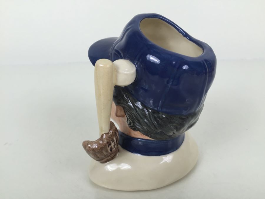 Royal Doulton Small Character Jug 'The Baseball Player' D6878 1990 [Photo 5]