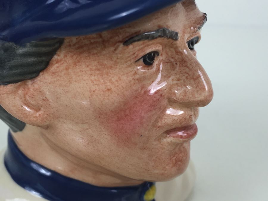 Royal Doulton Small Character Jug 'The Baseball Player' D6878 1990 [Photo 8]