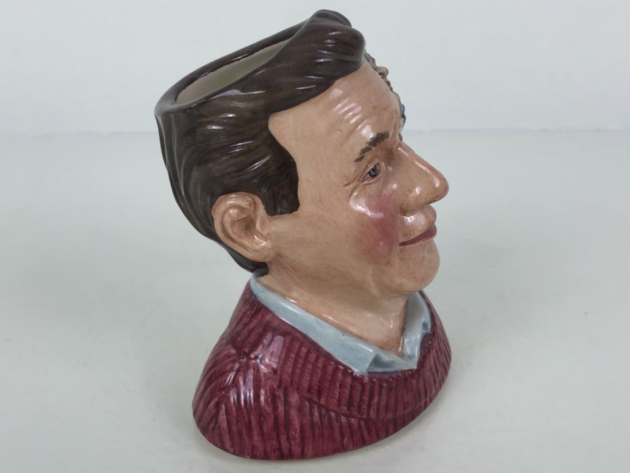 Royal Doulton Small Character Jug 'The Jug Collector' D7147 1999 [Photo 10]
