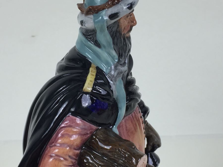 Royal Doulton Large Figure 'Good King Wenceslas' HN2118 1952 [Photo 11]