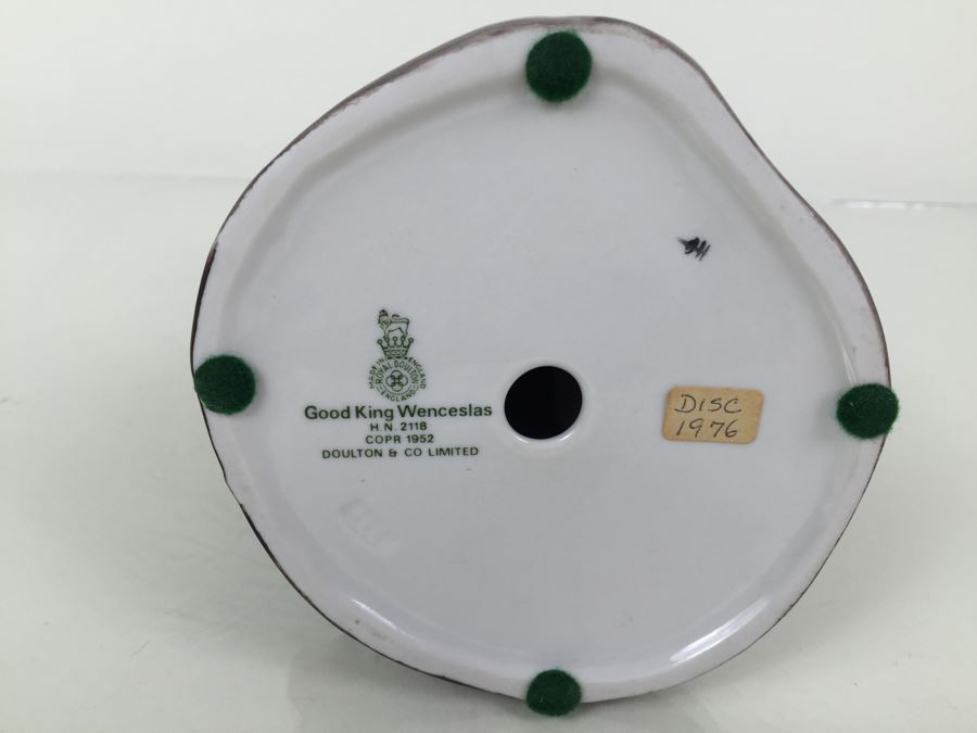 Royal Doulton Large Figure 'Good King Wenceslas' HN2118 1952 [Photo 3]