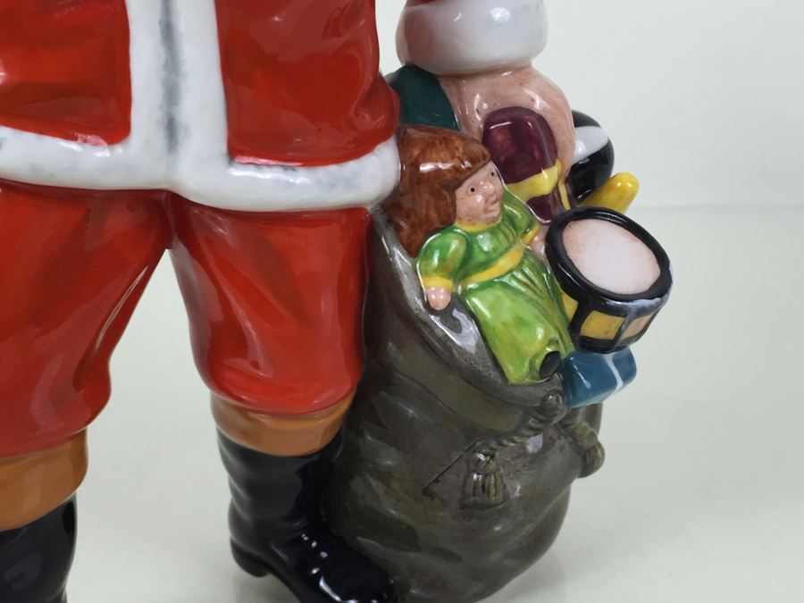 Royal Doulton Large Figure 'Santa Claus' HN2725 1981 [Photo 5]