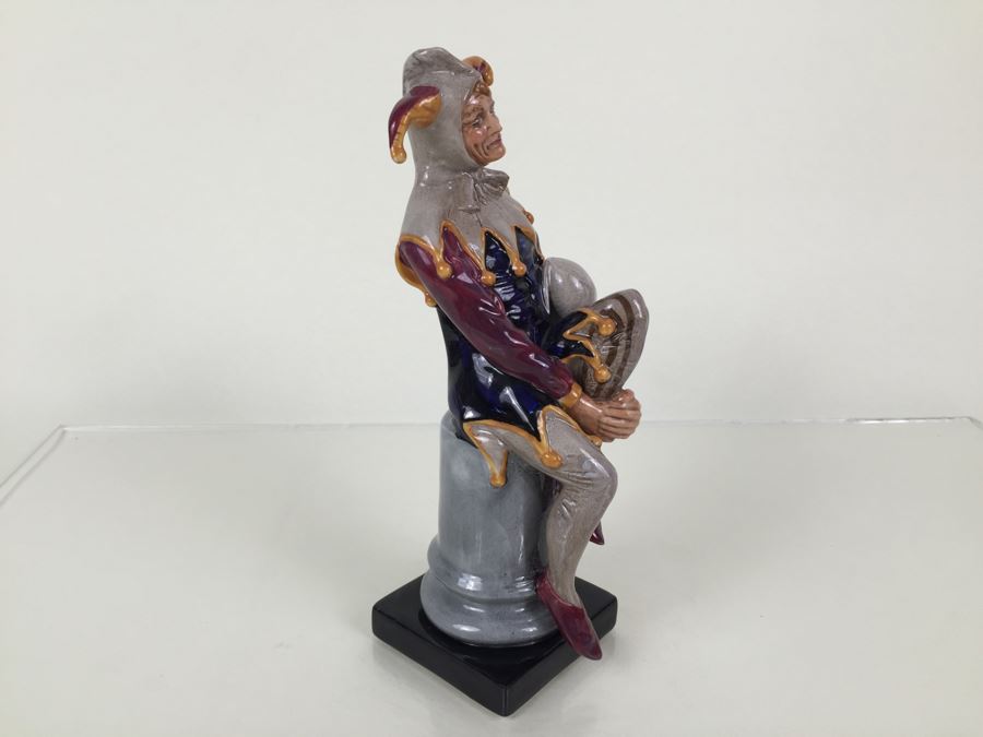 Royal Doulton Figure 'The Jester' HN2016 [Photo 10]