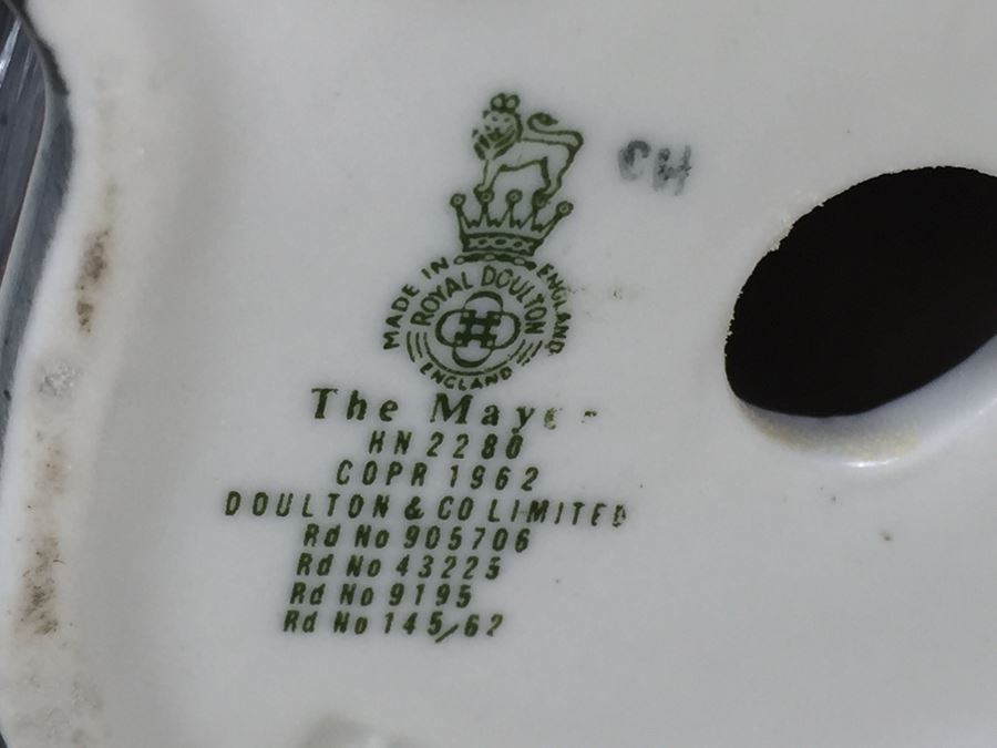 Royal Doulton Figure 'The Mayor' HN2280 1962 [Photo 12]