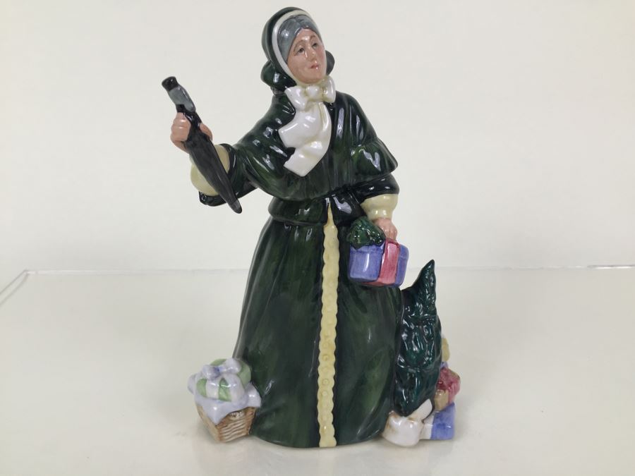 Royal Doulton Figure 'Christmas Parcels' HN2851 1977