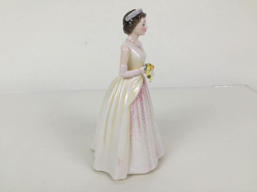 Royal Doulton Figure 'Her Majesty Queen Elizabeth II' HN3440 1992 Limited Edition 1,277 Of 3,500 [Photo 11]