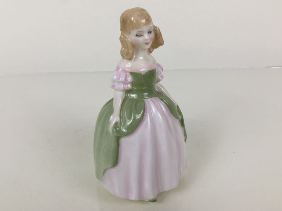 Royal Doulton Small Figure 'Penny' HN2338 1967 [Photo 8]