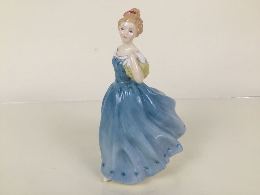 Royal Doulton Figure 'Enchantment' HN2178 1958 [Photo 7]