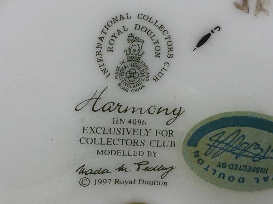 Royal Doulton Figure 'Harmony' HN4096 Exclusively For Collectors Club 1997 [Photo 11]