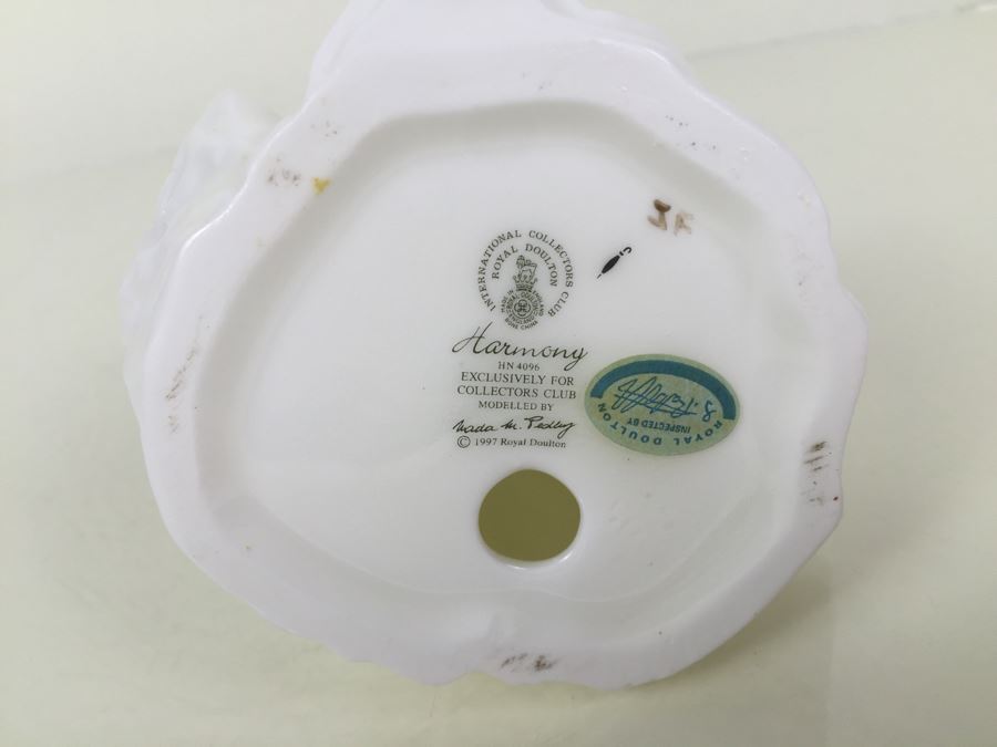 Royal Doulton Figure 'Harmony' HN4096 Exclusively For Collectors Club 1997 [Photo 3]