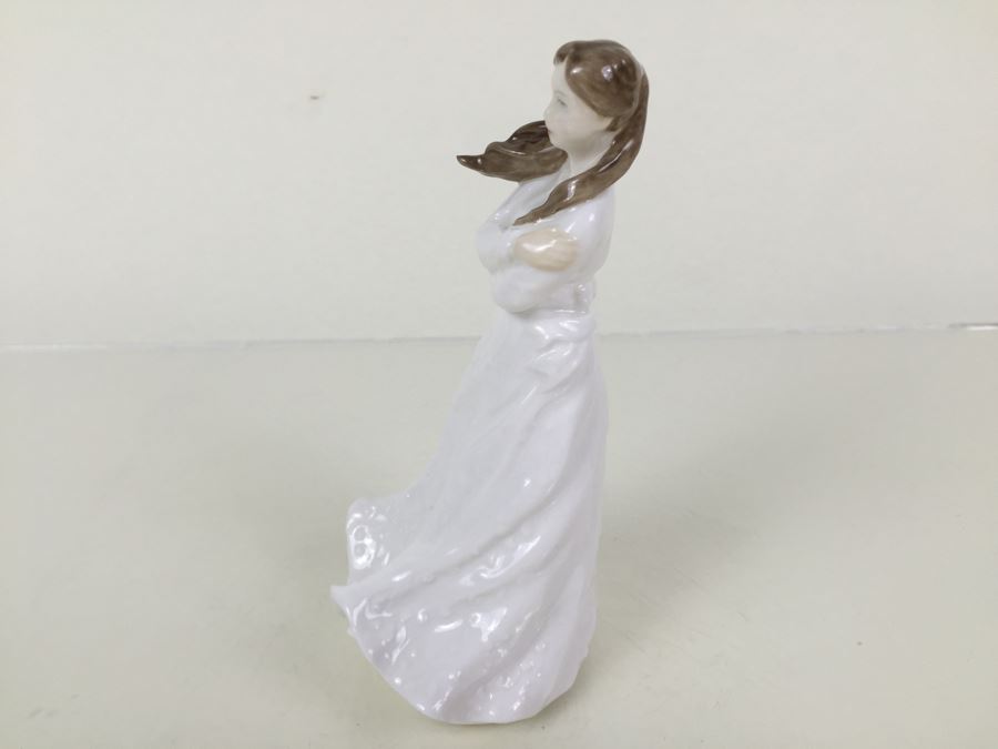 Royal Doulton Figure Sentiments 'Embrace' HN4258 2000 [Photo 6]
