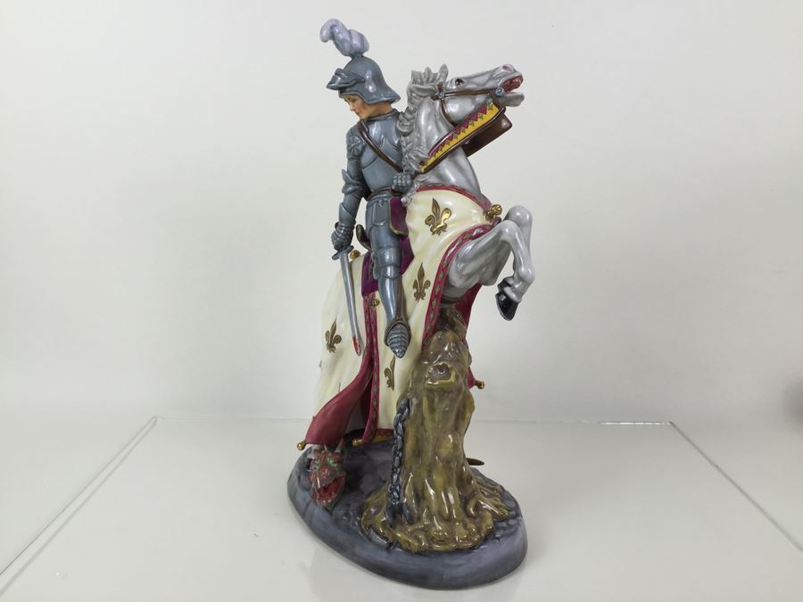 Royal Doulton Large Figure 'St. George And The Dragon' HN2856 1977 RARE Retails For $7,000 [Photo 15]