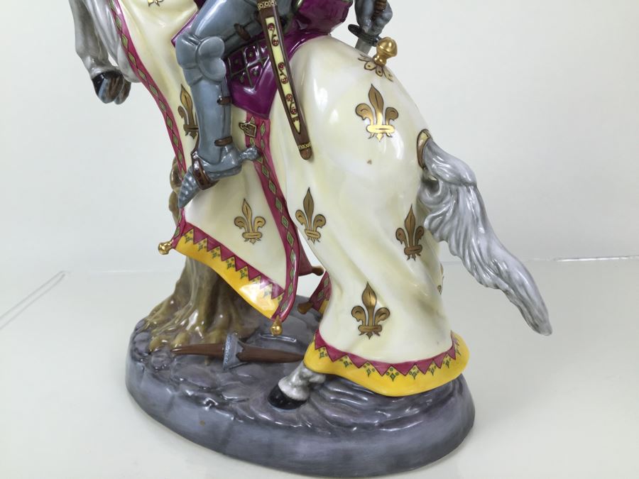 Royal Doulton Large Figure 'St. George And The Dragon' HN2856 1977 RARE Retails For $7,000 [Photo 21]