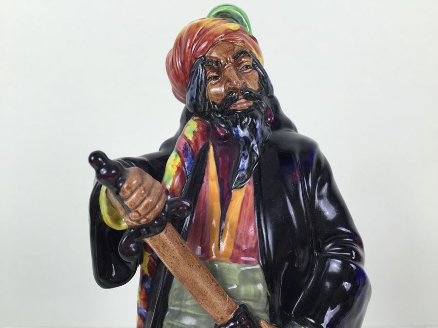 Royal Doulton Large Figure 'Blue Beard' HN2105 1952 [Photo 5]