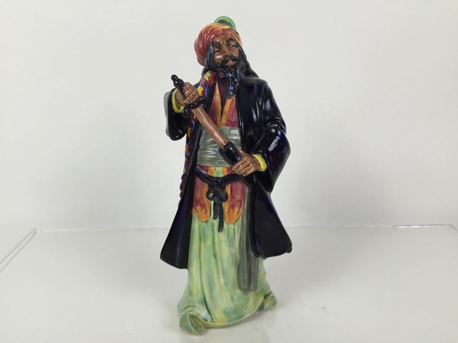 Royal Doulton Large Figure 'Blue Beard' HN2105 1952 [Photo 1]
