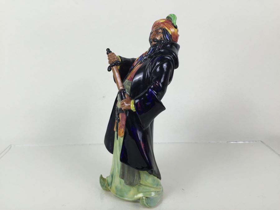 Royal Doulton Large Figure 'Blue Beard' HN2105 1952 [Photo 8]