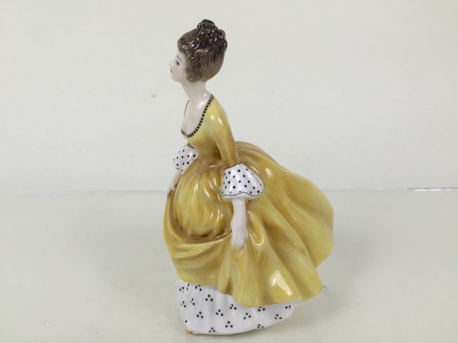 Royal Doulton Figure 'Coralie' HN2307 1963 [Photo 2]